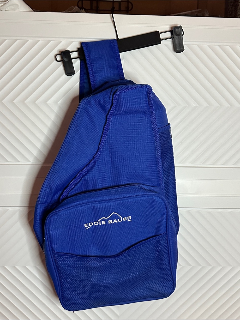 Eddie Bauer Royal Blue Sling Bag Cooler